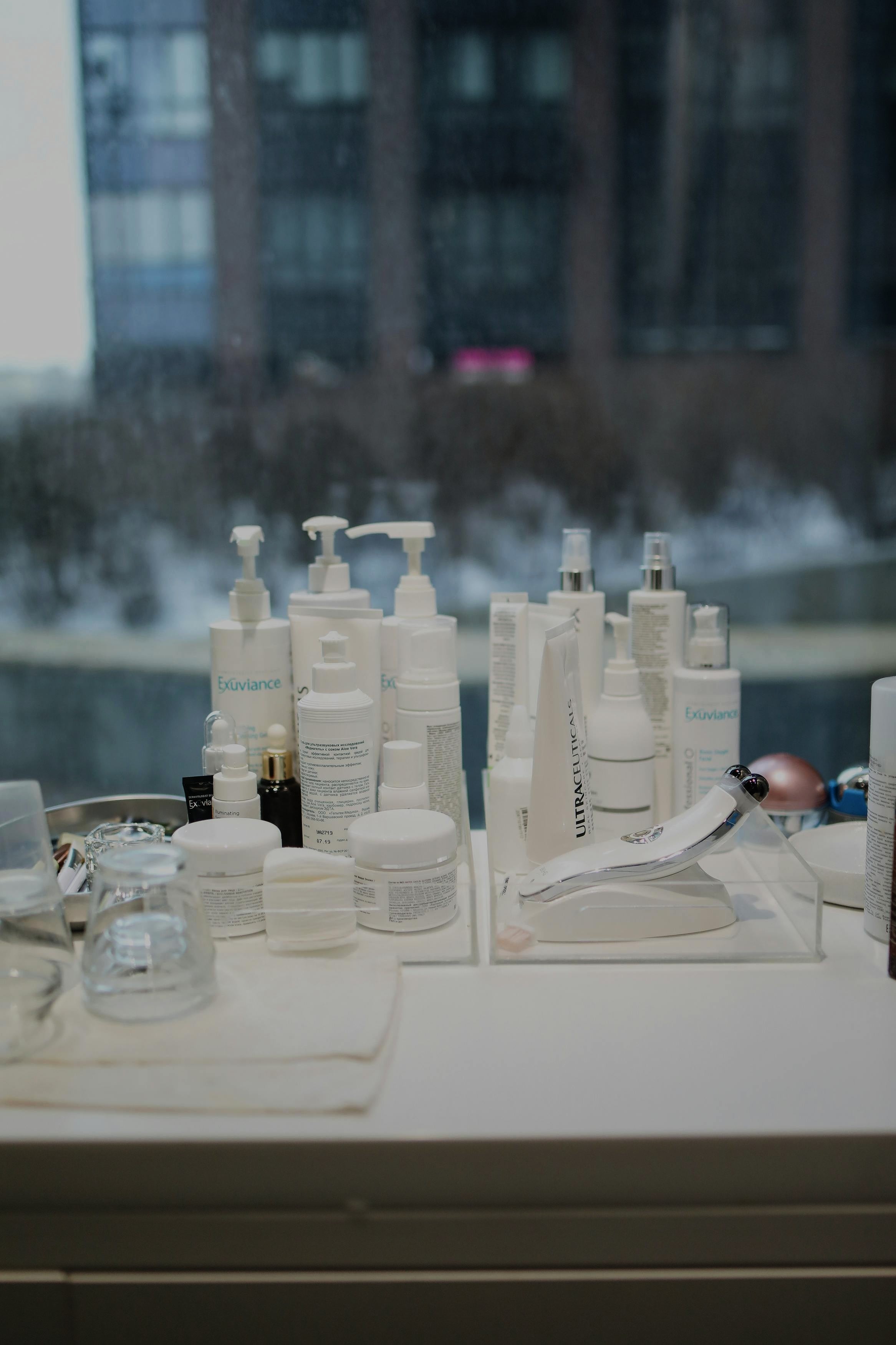 HEALTH & PERSONAL CARE