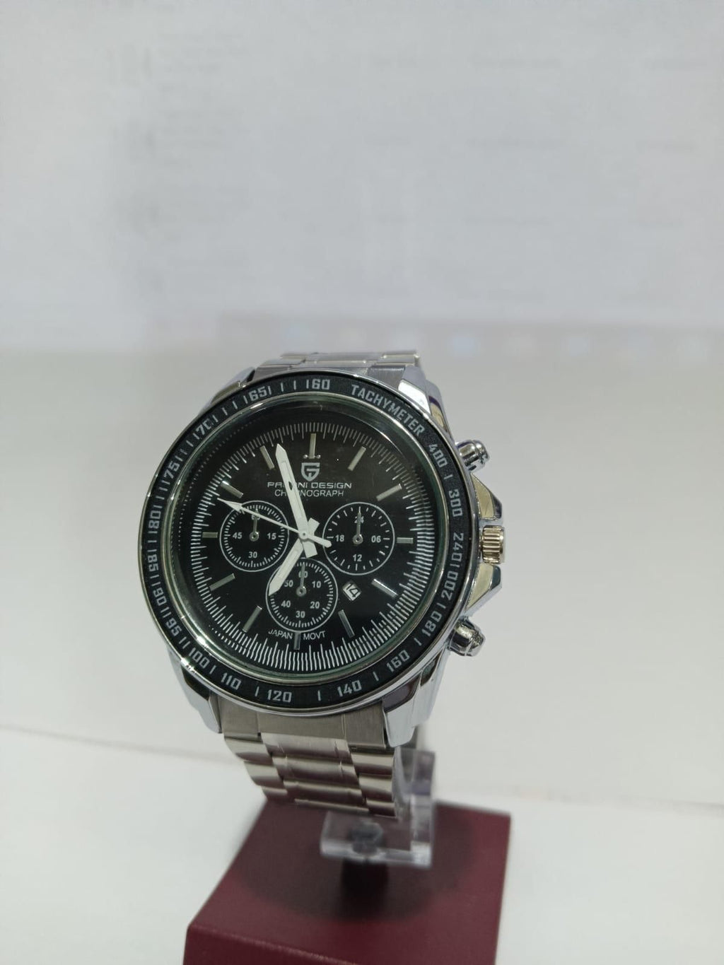 Men Silver Strap Watch